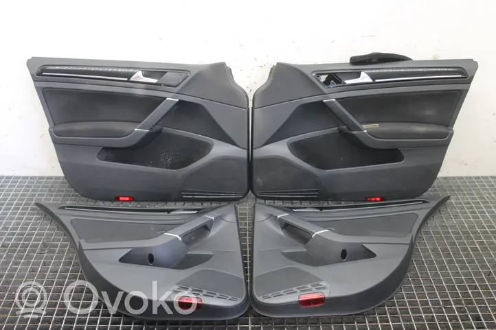 Volkswagen Golf VII Set interni 