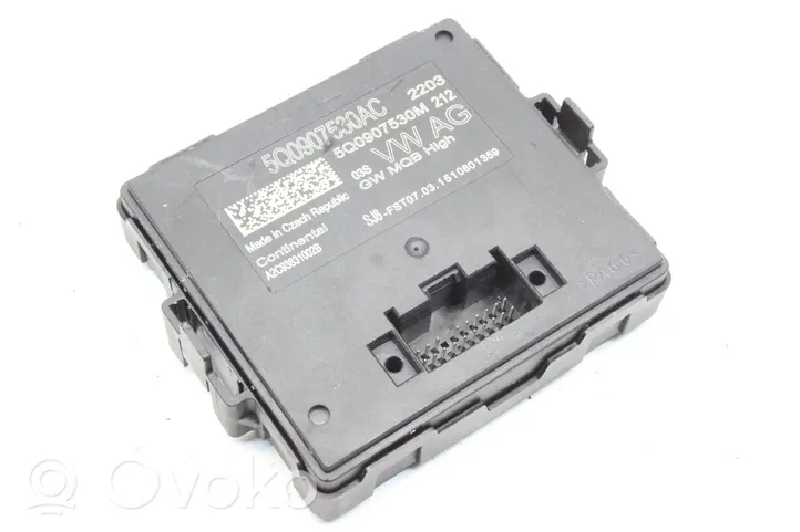 Volkswagen PASSAT B8 Komputer / Sterownik ECU i komplet kluczy 04L907309M