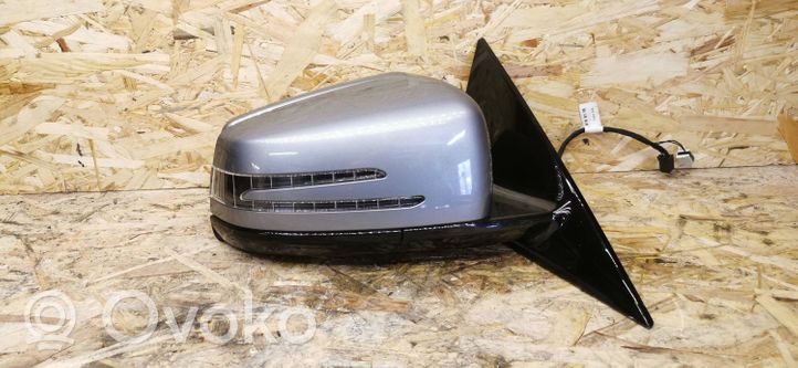 Mercedes-Benz E C207 W207 Front door electric wing mirror A2078105116