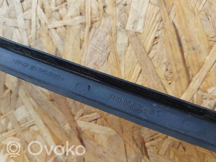 Seat Alhambra (Mk2) Windshield trim 7N0854327