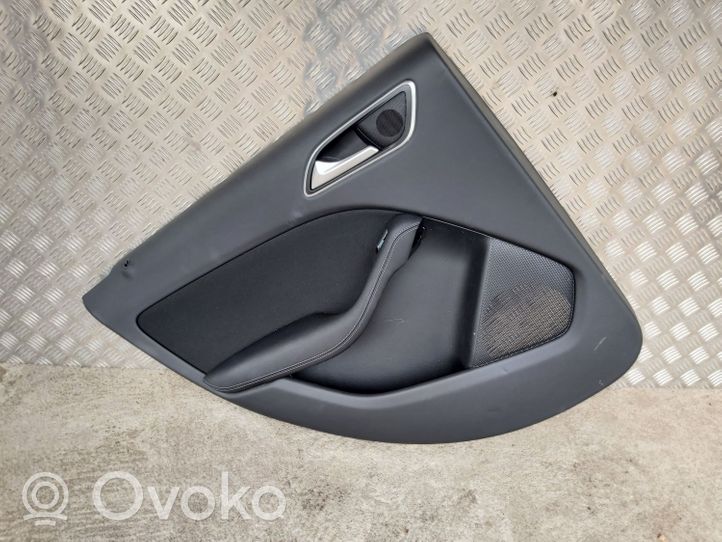 Mercedes-Benz B W246 W242 Takaoven verhoilu A2467300100