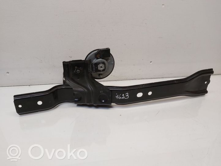 Toyota RAV 4 (XA40) Boczny panel mocowania chłodnicy 