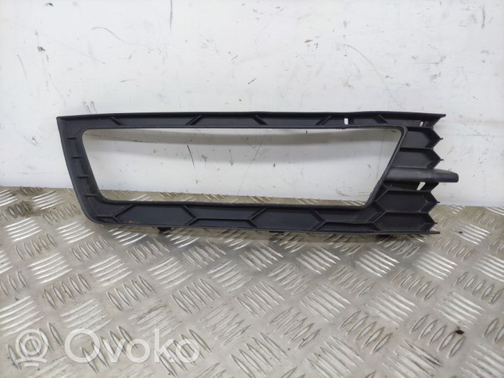 Skoda Rapid (NH) Grille antibrouillard avant 5JA807682