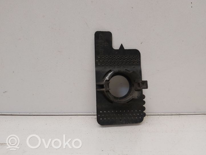 Mercedes-Benz A W176 Support de capteur de stationnement arrière PDC A1768855900