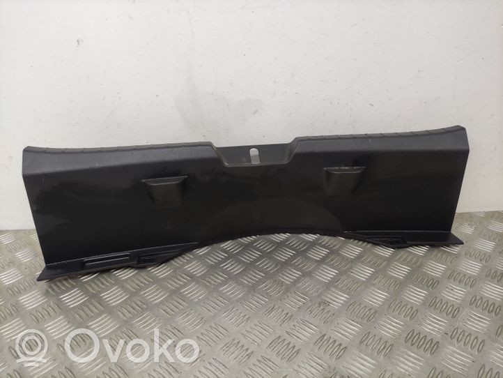 Toyota Yaris Bagažinės slenksčio apdaila 583870D090