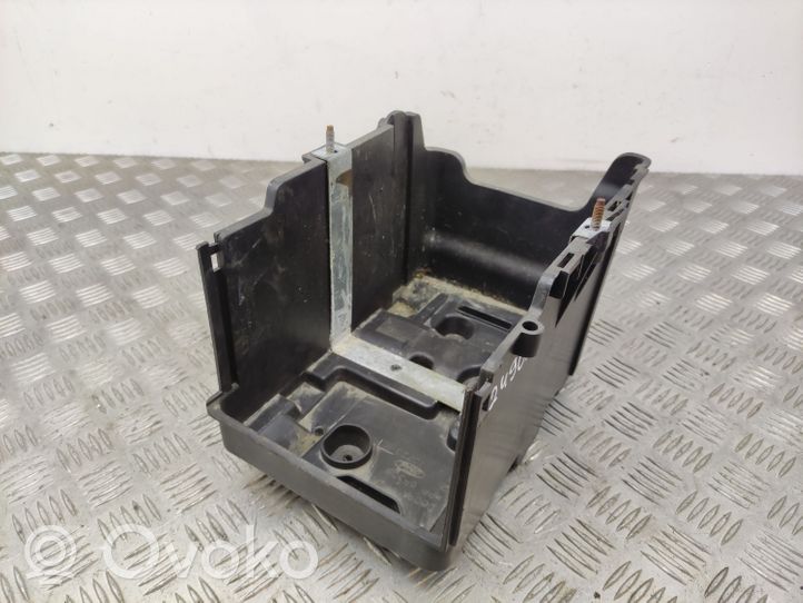 Ford Fiesta Vassoio scatola della batteria 8V2110723BC