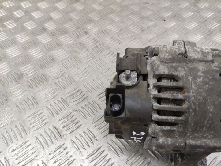 Toyota Verso Generatore/alternatore 8574045