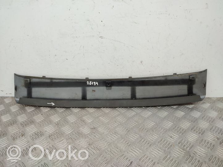 Audi A4 S4 B8 8K Apatinė bamperio dalis (lūpa) 8K0807110