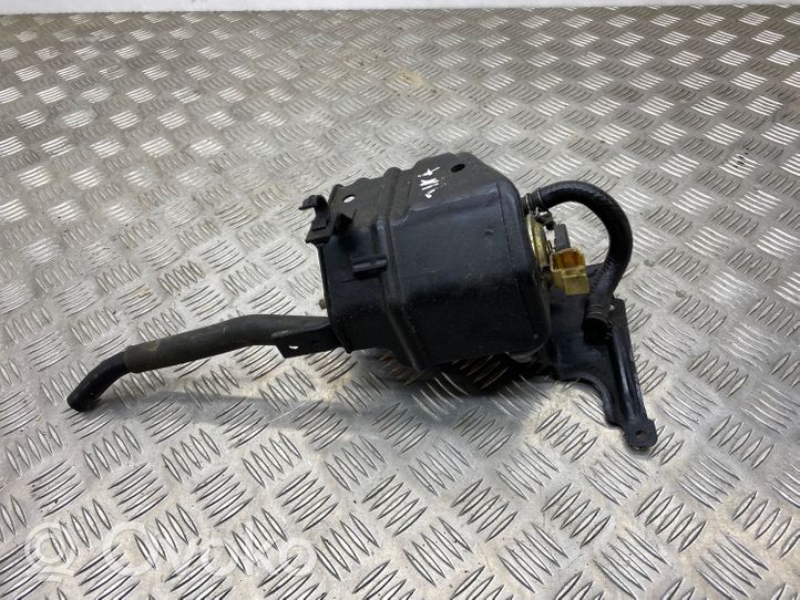 Nissan Almera Tino Filtro carburante J1331038