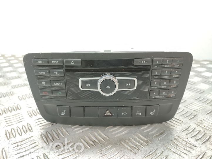 Mercedes-Benz A W176 Radio/CD/DVD/GPS-pääyksikkö A2469005807