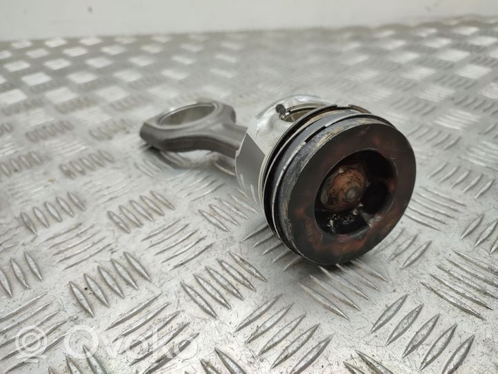 Citroen Jumpy Piston with connecting rod 