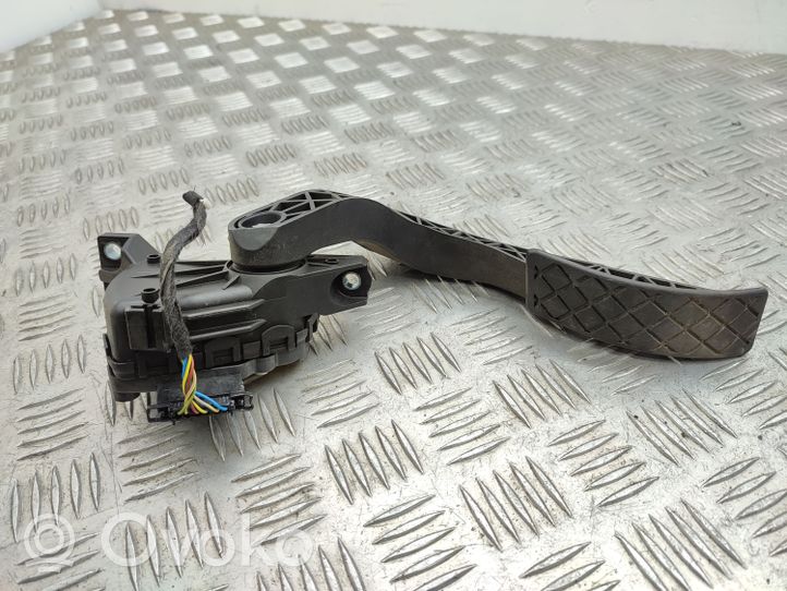 Seat Exeo (3R) Accelerator throttle pedal 8E1723523J