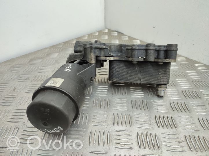 Mercedes-Benz A W176 Support de filtre à huile A6511800565