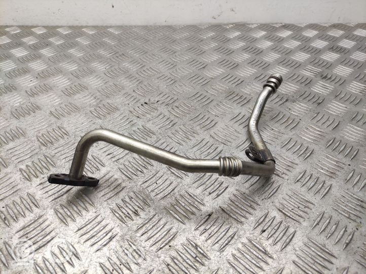 Nissan X-Trail T32 Turbo turbocharger oiling pipe/hose 