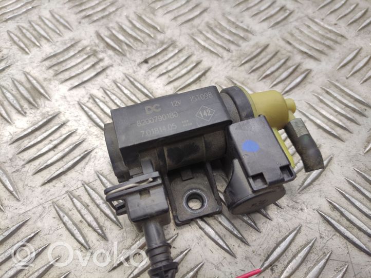 Nissan X-Trail T32 Turboahtimen magneettiventtiili 8200790180