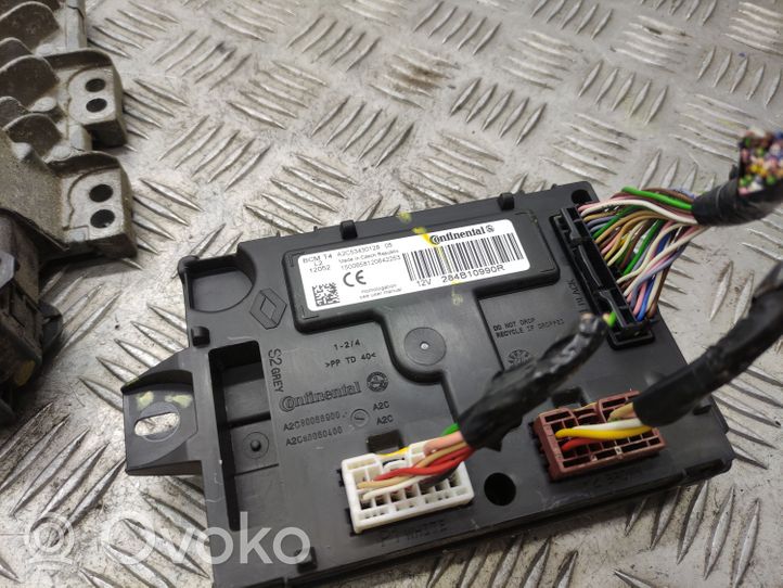 Dacia Lodgy Engine ECU kit and lock set 284B10990R