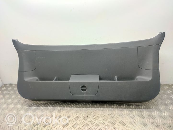 Volkswagen Golf VII Tailgate/boot cover trim set 