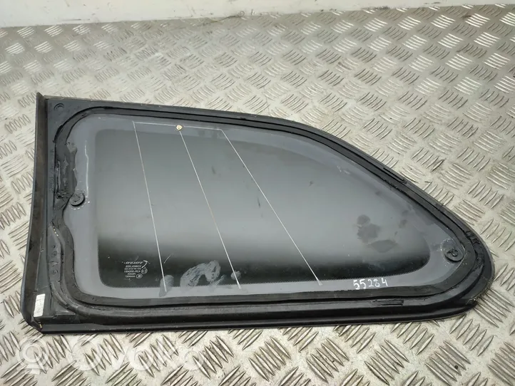 Volvo XC60 Fenêtre latérale avant / vitre triangulaire 