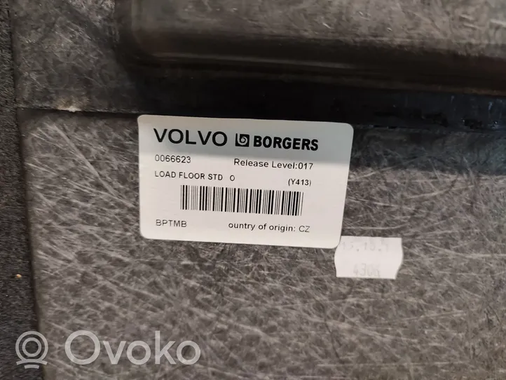 Volvo XC60 Bagažinės kilimas 