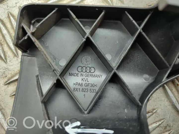 Audi A1 Engine bonnet (hood) release handle 7L0823633F