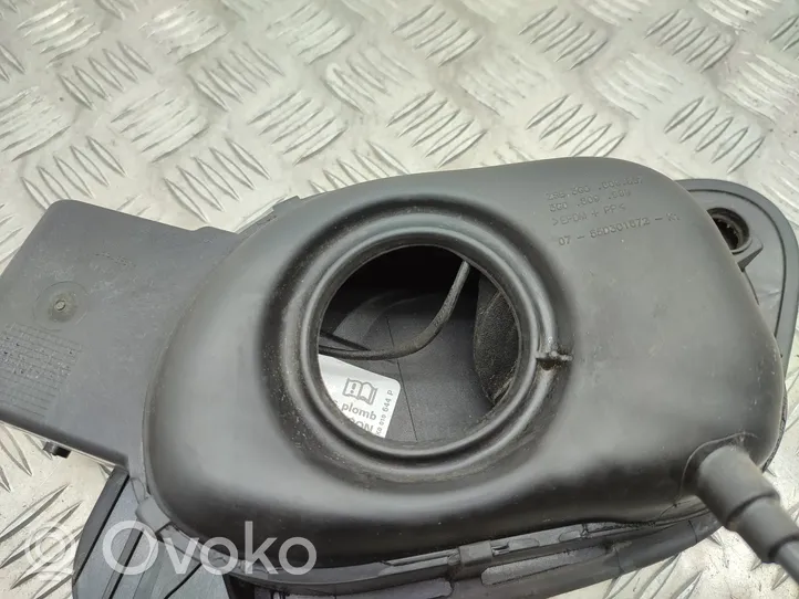 Volkswagen Golf VII Bouchon, volet de trappe de réservoir à carburant 5G0809857