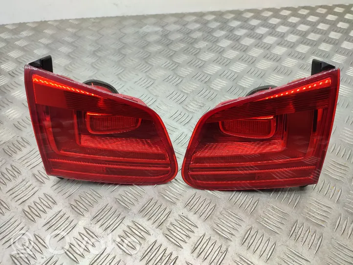 Volkswagen Tiguan Set di luci posteriori 5N0945093G