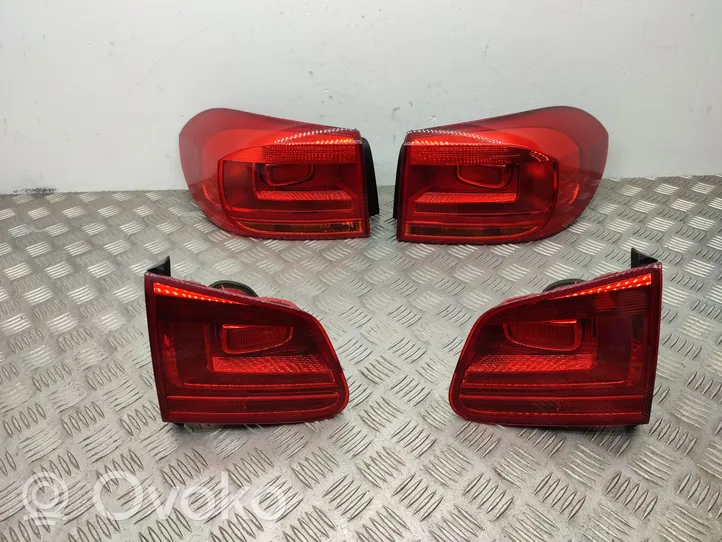 Volkswagen Tiguan Set di luci posteriori 5N0945093G