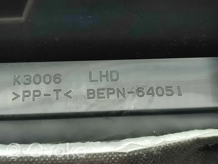 Mazda 3 Schowek deski rozdzielczej BEPN64051