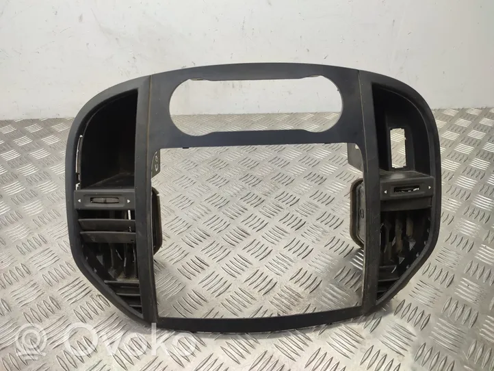 Mercedes-Benz Vito Viano W447 Griglia di ventilazione centrale cruscotto A4476890547