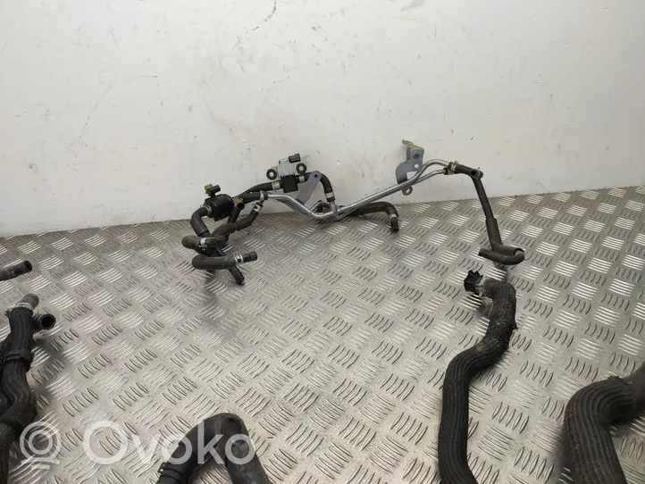 Infiniti Q50 Tuyau de liquide de refroidissement moteur 14056JK21A