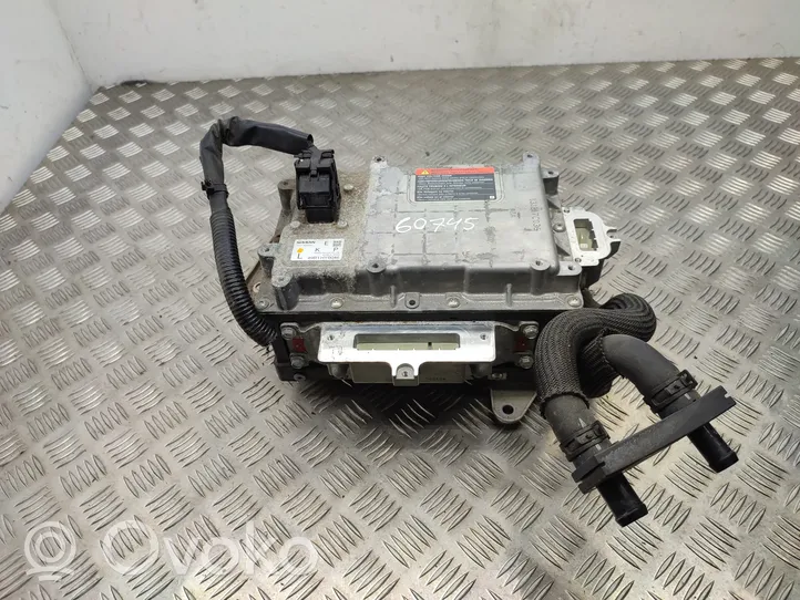 Infiniti Q50 Convertitore di tensione inverter 131217C036