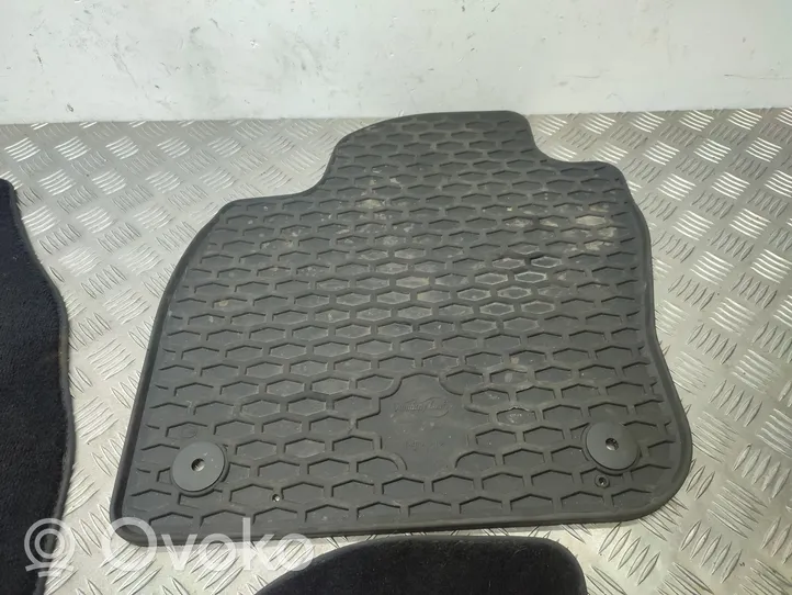 Volkswagen T-Cross Kit tapis de sol auto 3C0864523