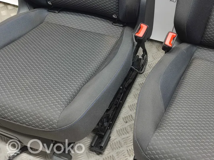 Volkswagen T-Cross Set di rivestimento sedili e portiere 