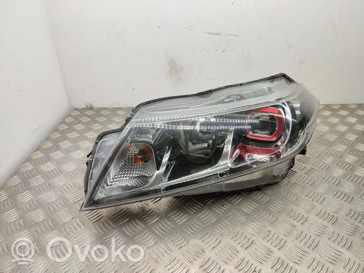 Suzuki Vitara (LY) Faro delantero/faro principal 