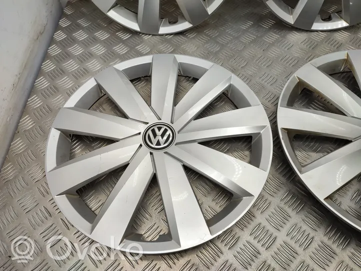 Volkswagen PASSAT B8 Kołpaki oryginalne R16 3G0601147