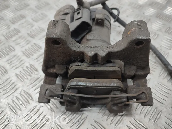 Volkswagen PASSAT B8 Rear brake caliper 