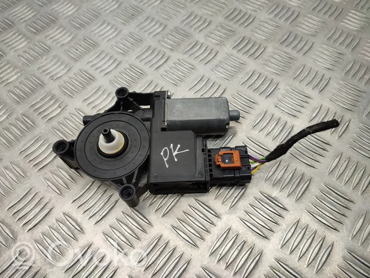 Opel Grandland X Front door window regulator motor 0130824251