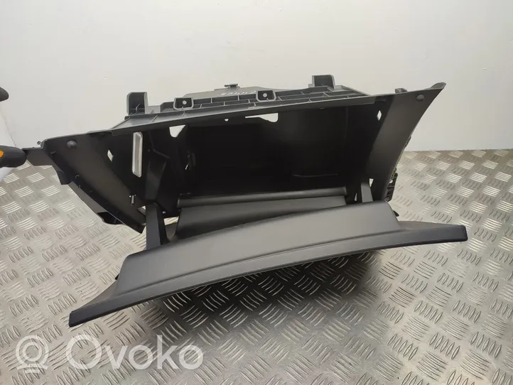 Citroen C4 II Picasso Glove box 9677842077