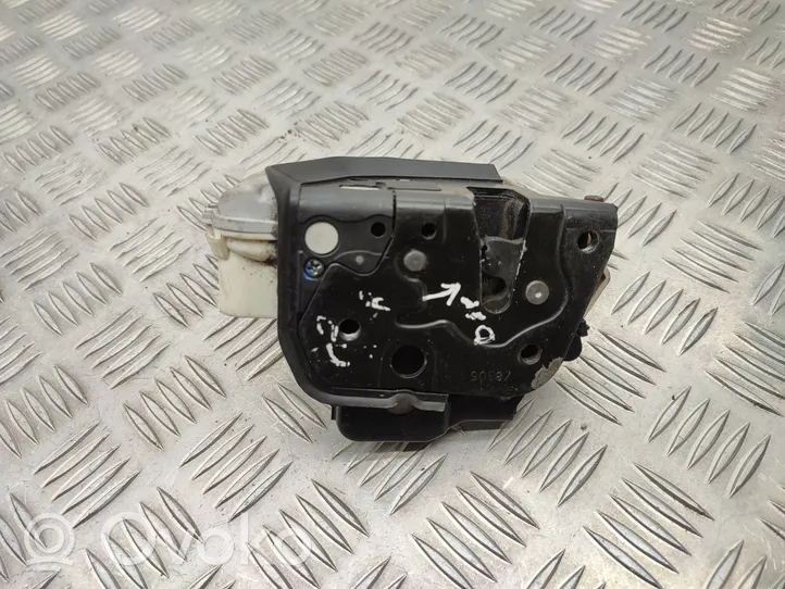 Audi A6 S6 C6 4F Front door lock 4F1837015