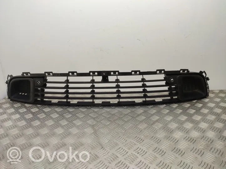 Citroen C5 Etupuskurin alempi jäähdytinsäleikkö 9681052677