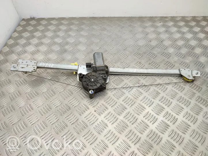 Opel Vivaro Front door window regulator with motor 