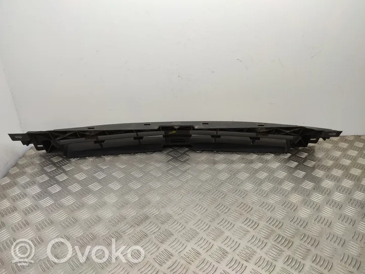 Opel Vivaro Front bumper mounting bracket 620300101R