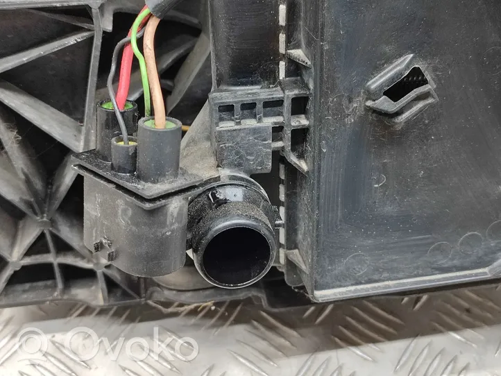 Audi Q2 - Pannello di supporto del radiatore 8A1121285