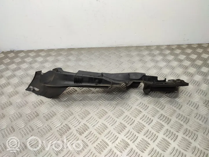 Audi A4 S4 B9 Rivestimento dell’estremità del parafango 8W0821170