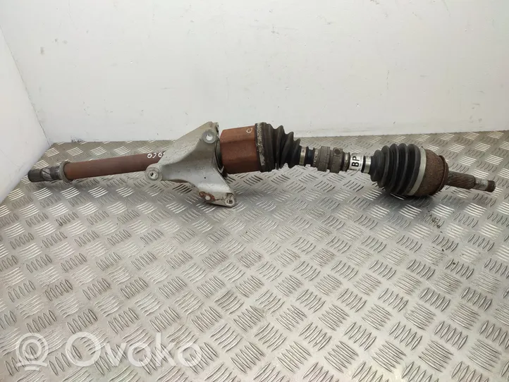 Nissan Qashqai Priekinis pusašis 10284721