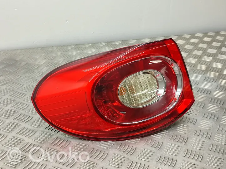 Volkswagen Tiguan Rear/tail lights 5N0945095H