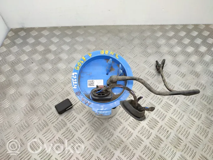 Volkswagen Golf VII Pompe à carburant 5Q0919051AA