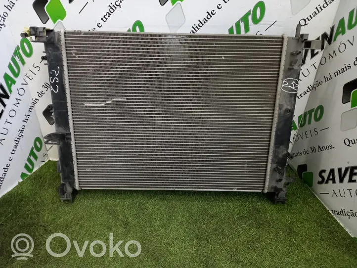 Renault Clio IV Radiateur de refroidissement 