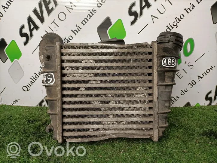 Seat Cordoba (6L) Chłodnica powietrza doładowującego / Intercooler 