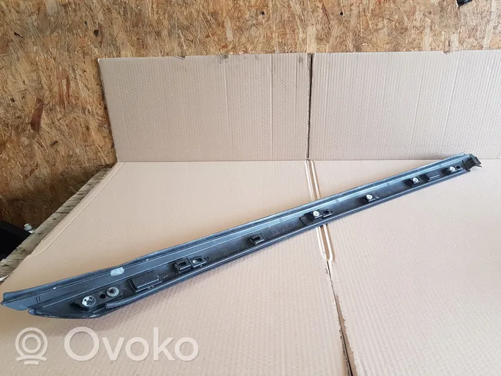 Citroen C4 I Picasso Rivestimento parabrezza 